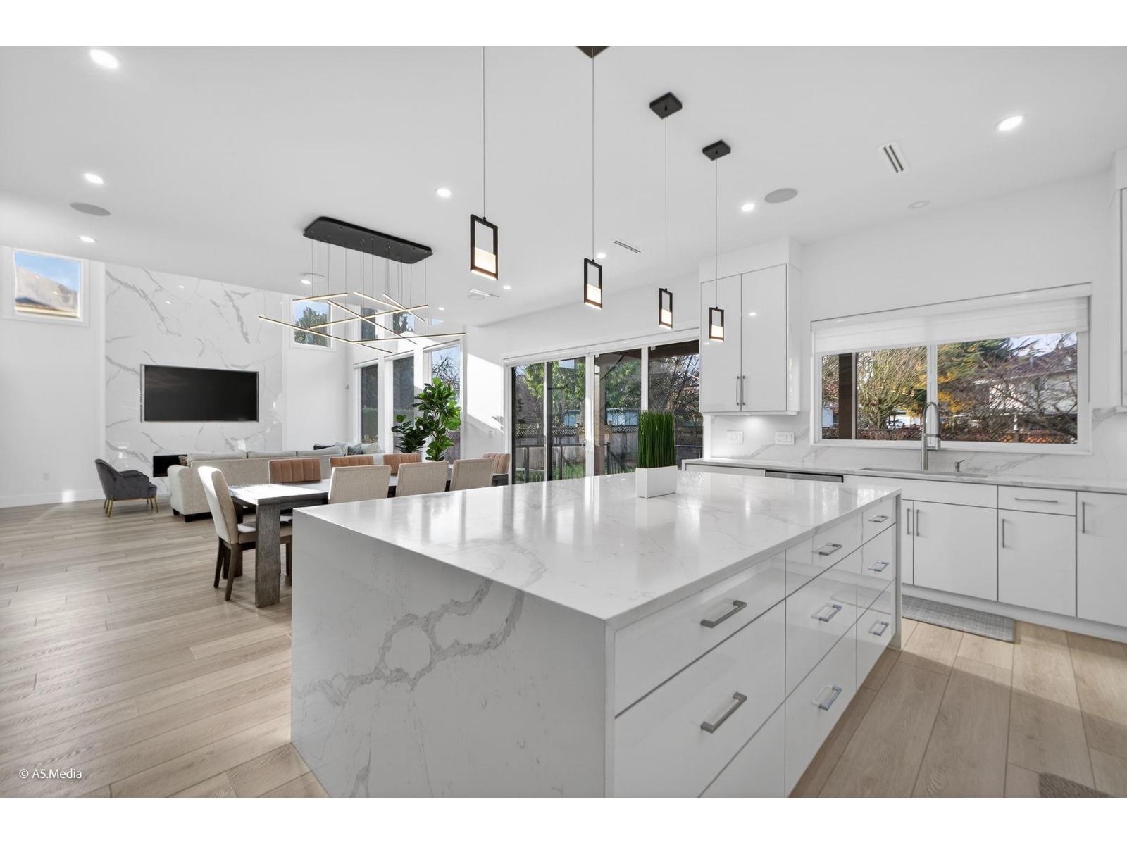 6723 122A STREET, Surrey