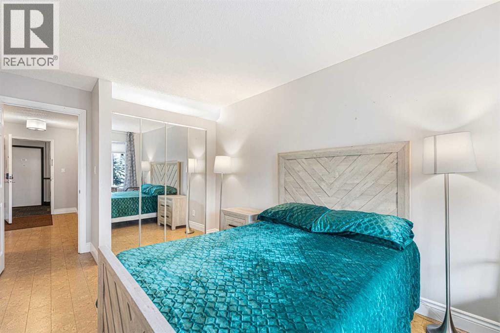 410, 3730 50 Street NW, Calgary, Alberta