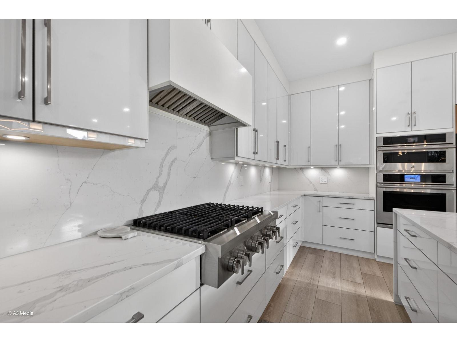 6723 122A STREET, Surrey