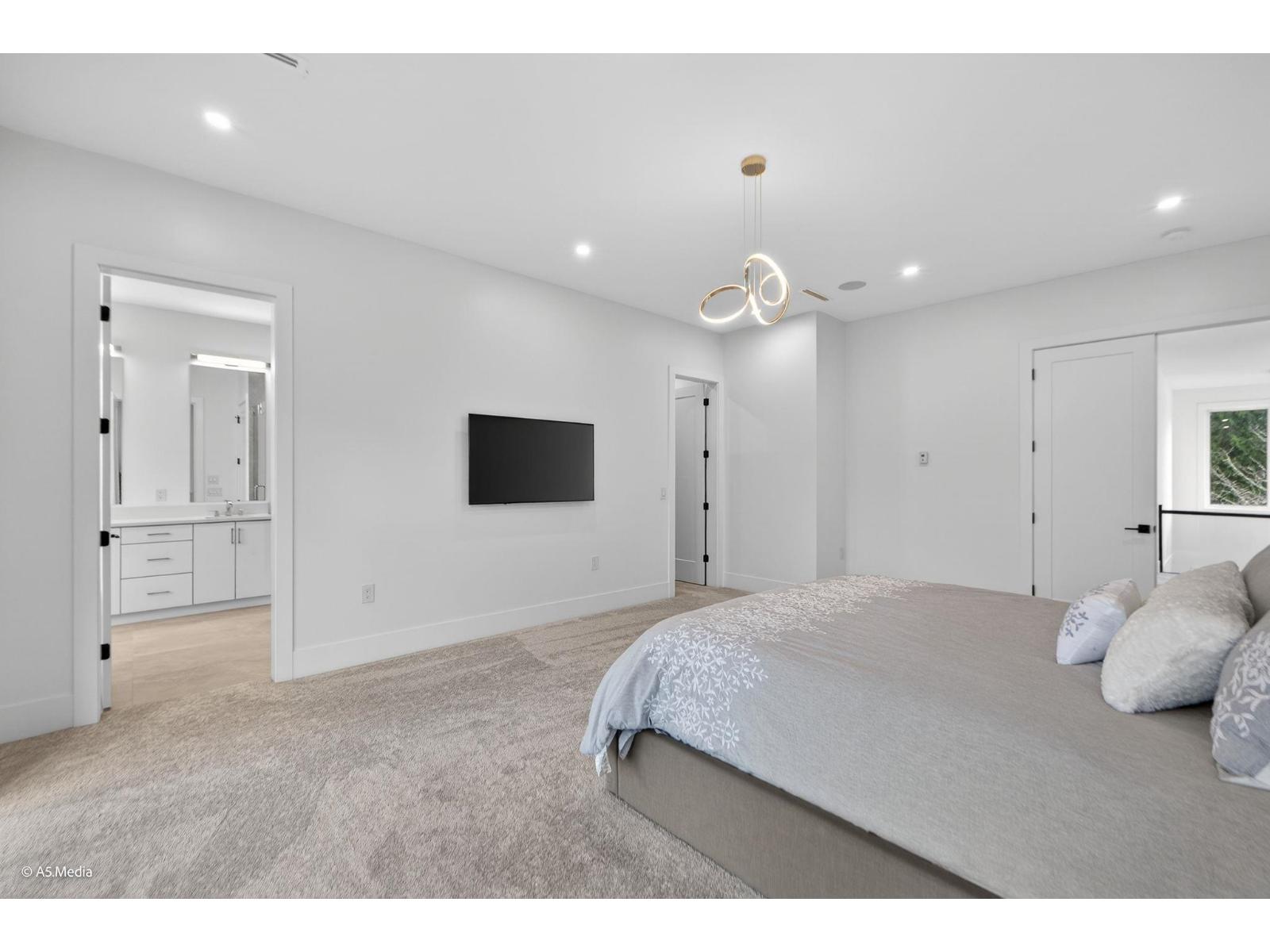 6723 122A STREET, Surrey