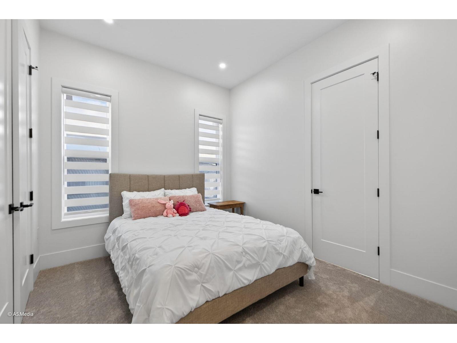 6723 122A STREET, Surrey