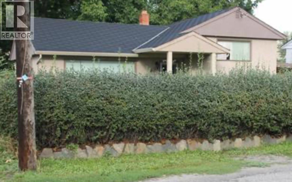 1870 Barlee Road - 1