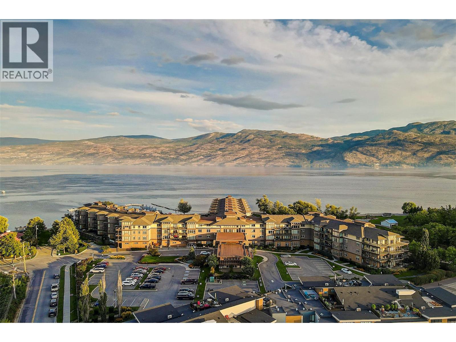 424 4205 Gellatly Road, West Kelowna