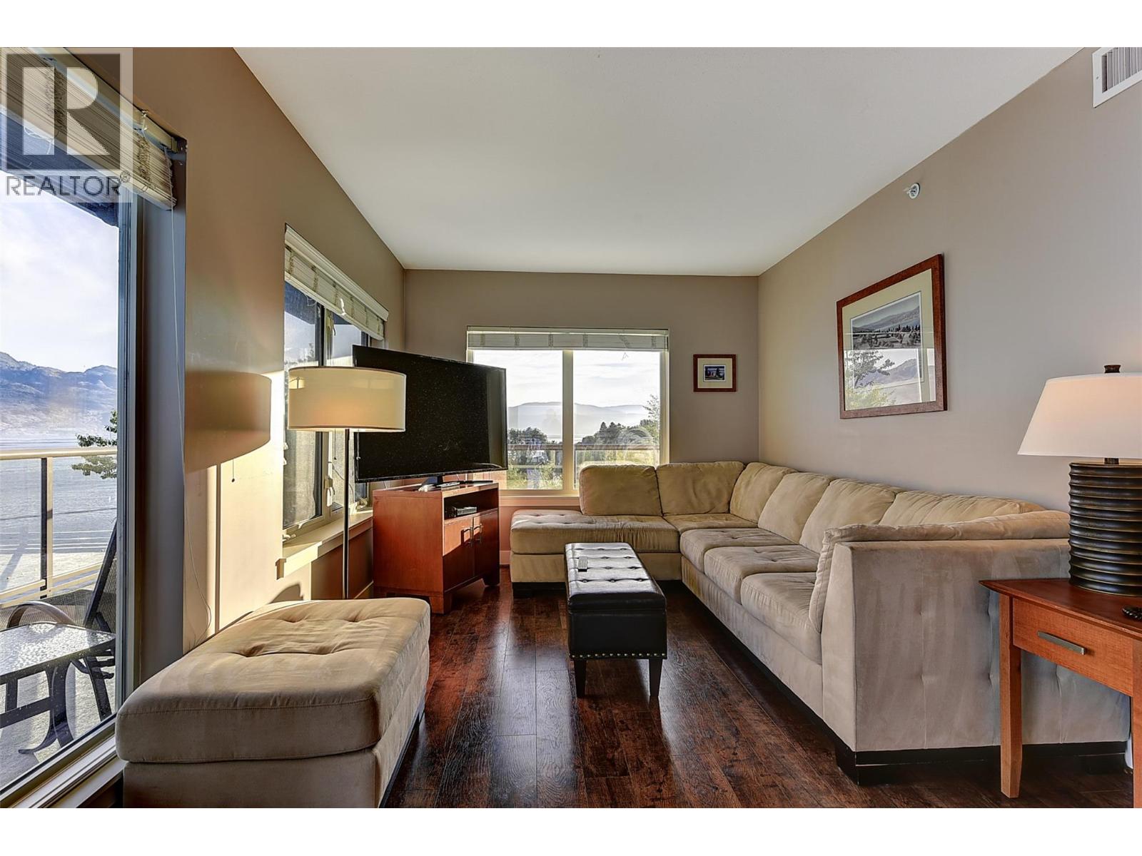 424 4205 Gellatly Road, West Kelowna