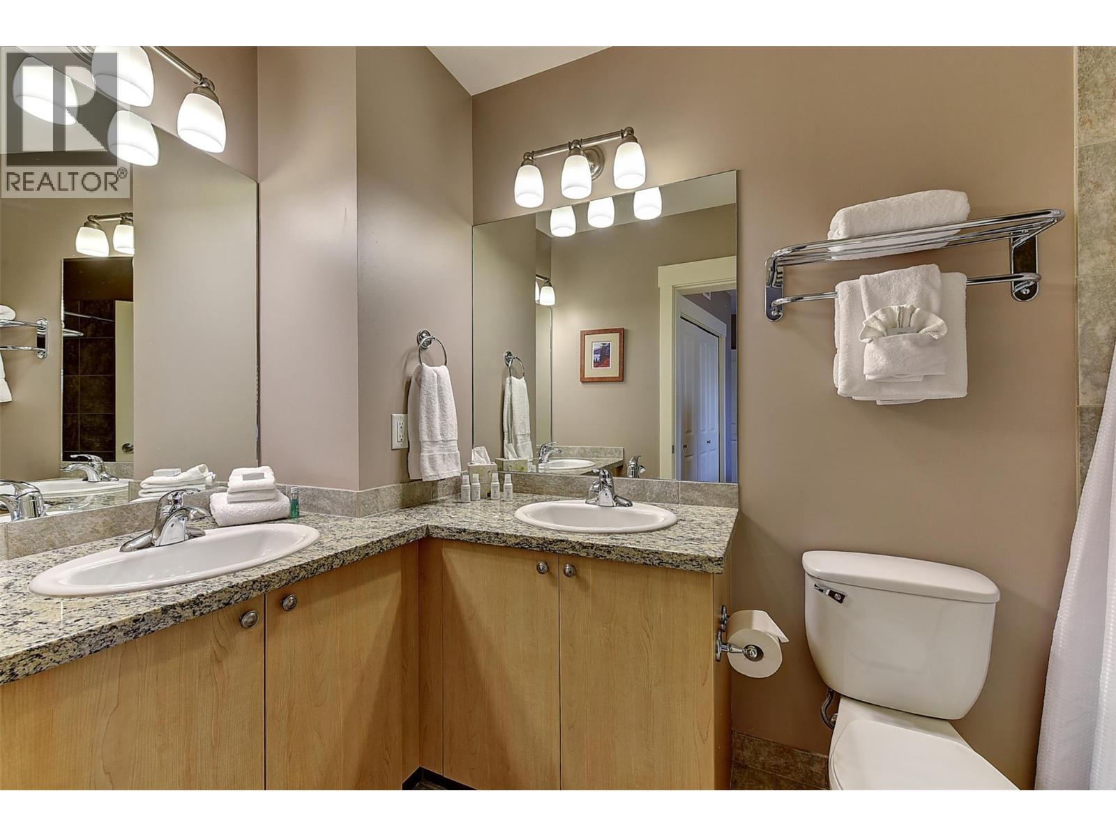 424 4205 Gellatly Road, West Kelowna