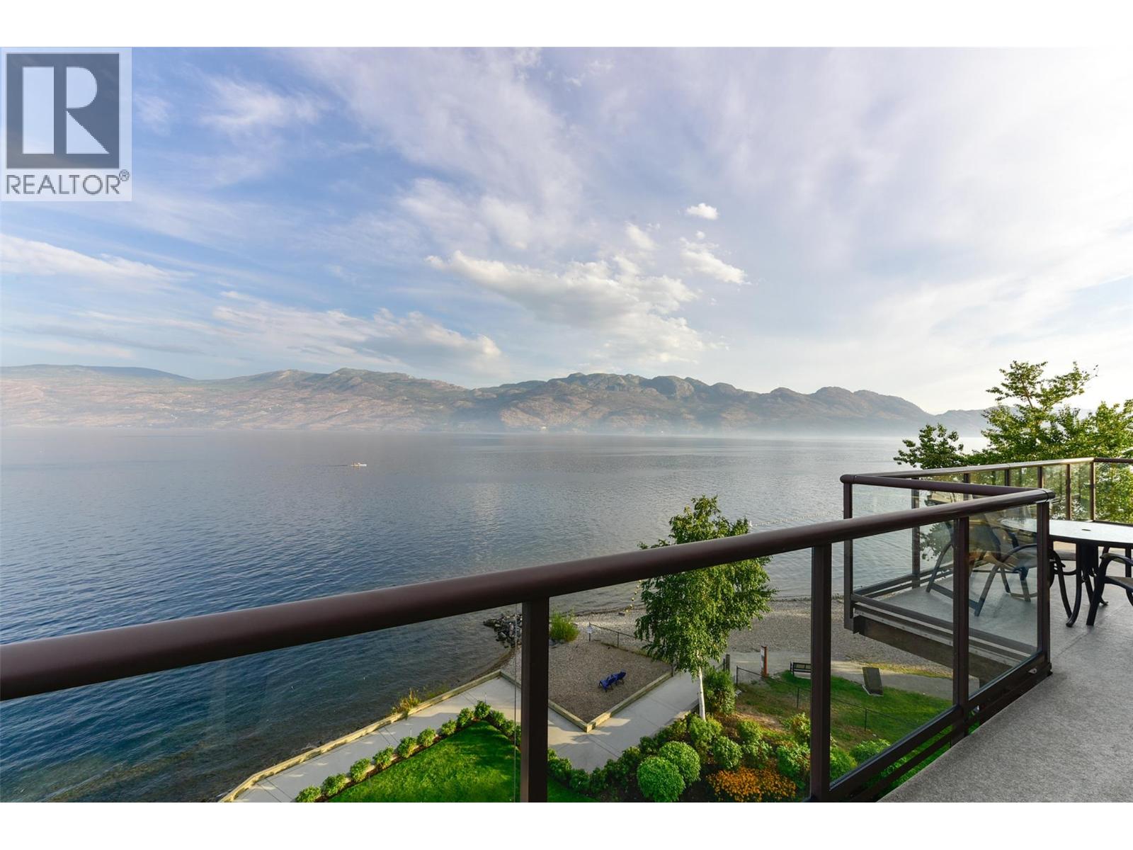 424 4205 Gellatly Road, West Kelowna