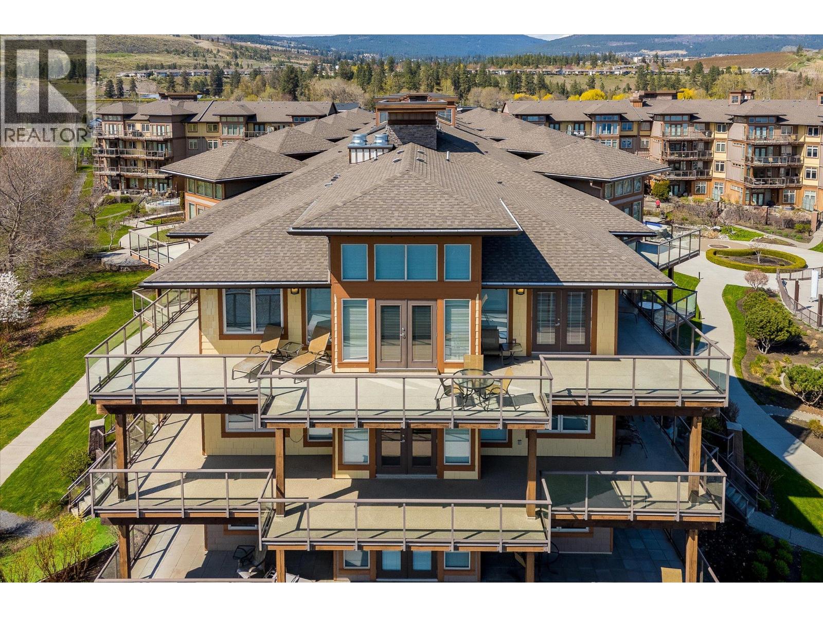424 4205 Gellatly Road, West Kelowna