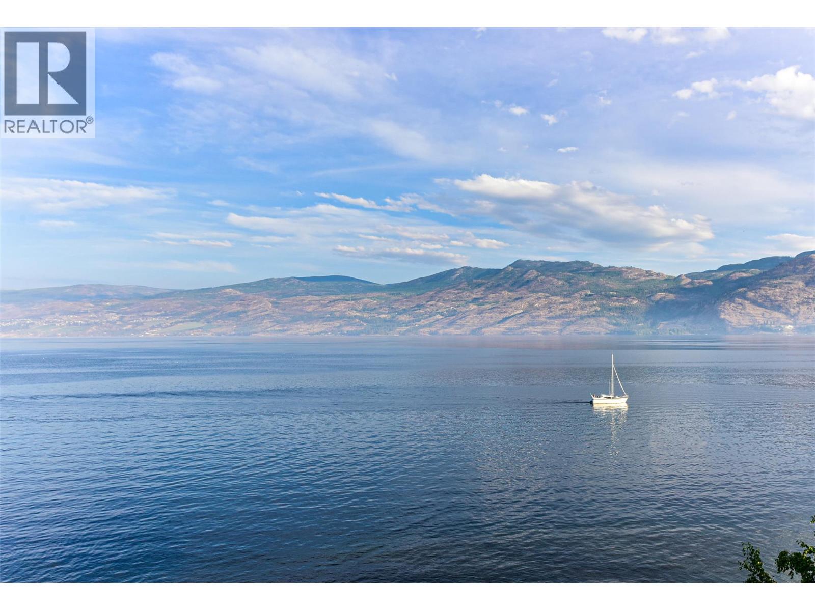 424 4205 Gellatly Road, West Kelowna