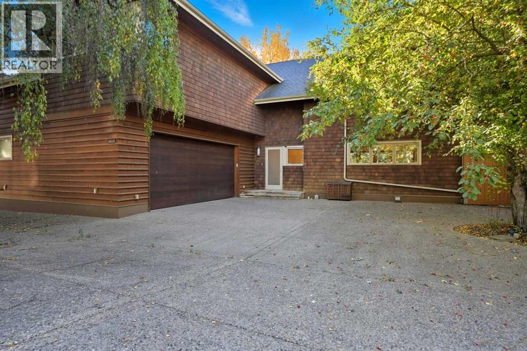 Single Family House for Sale in  Beverley Place SW Bel-Aire Calgary 