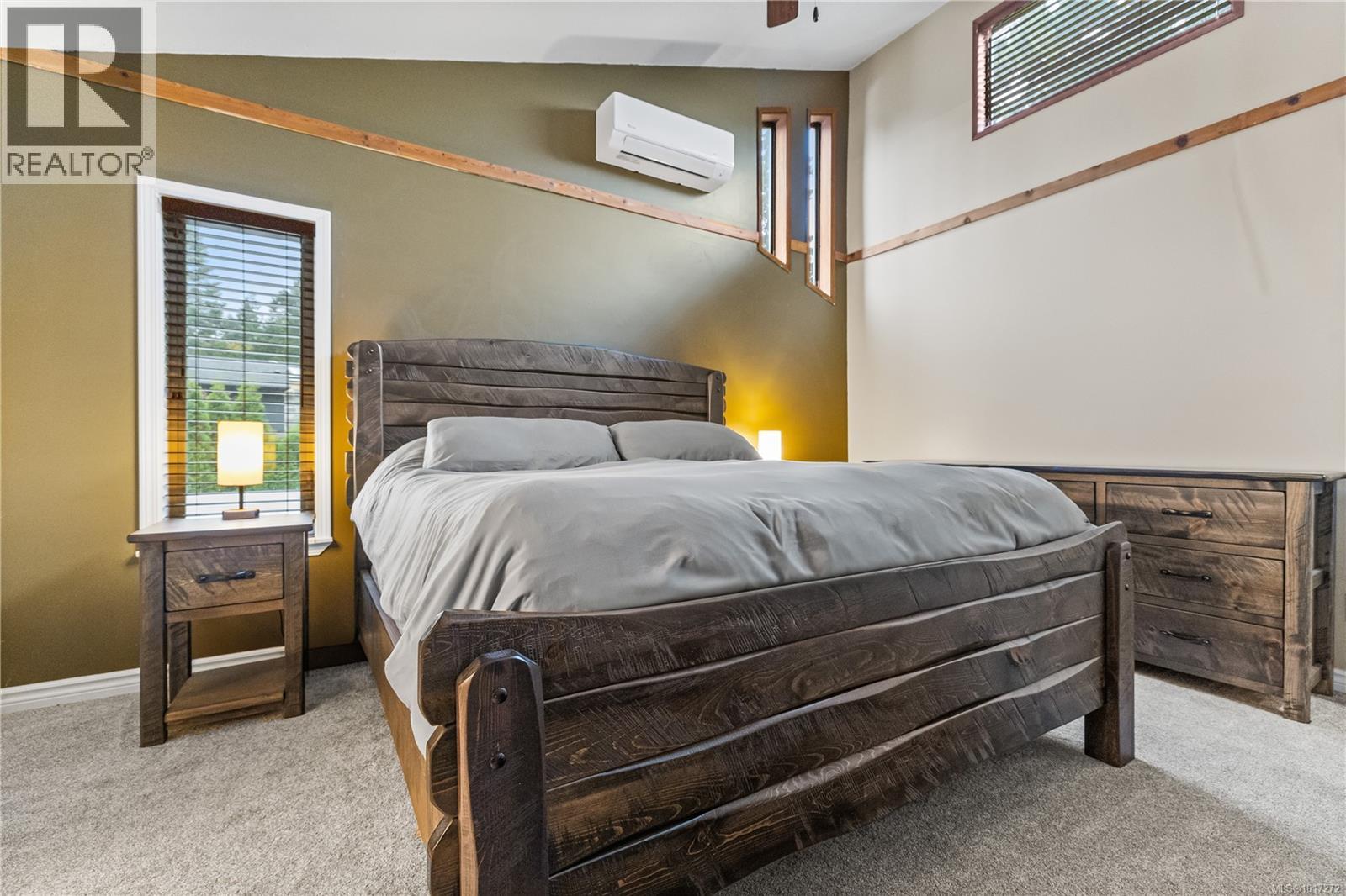 111 Engles Rd, Campbell River