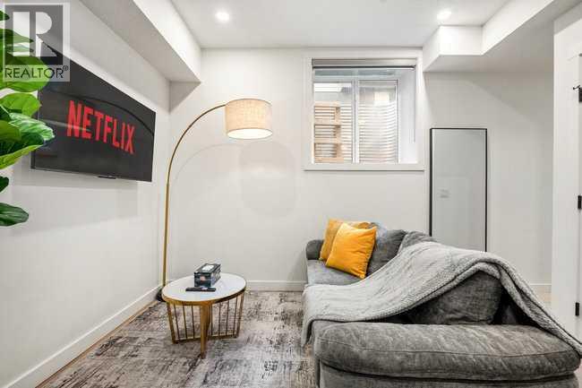 Single Family House for Sale in Unit B   Avenue NW Capitol Hill Calgary 