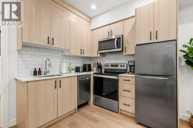 Single Family House for Sale in Unit B   Avenue NW Capitol Hill Calgary 