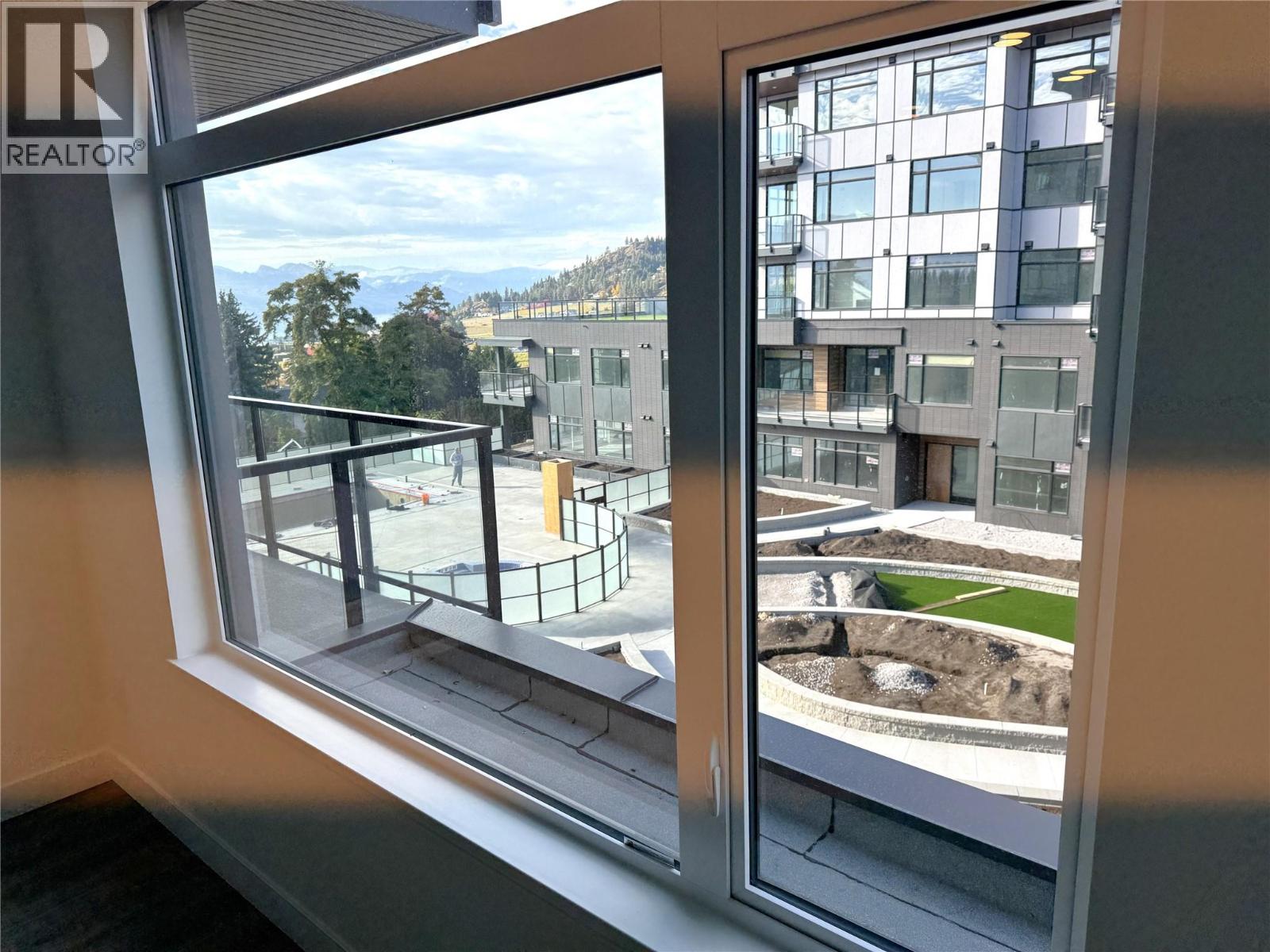 303 2750 Olalla Road, West Kelowna