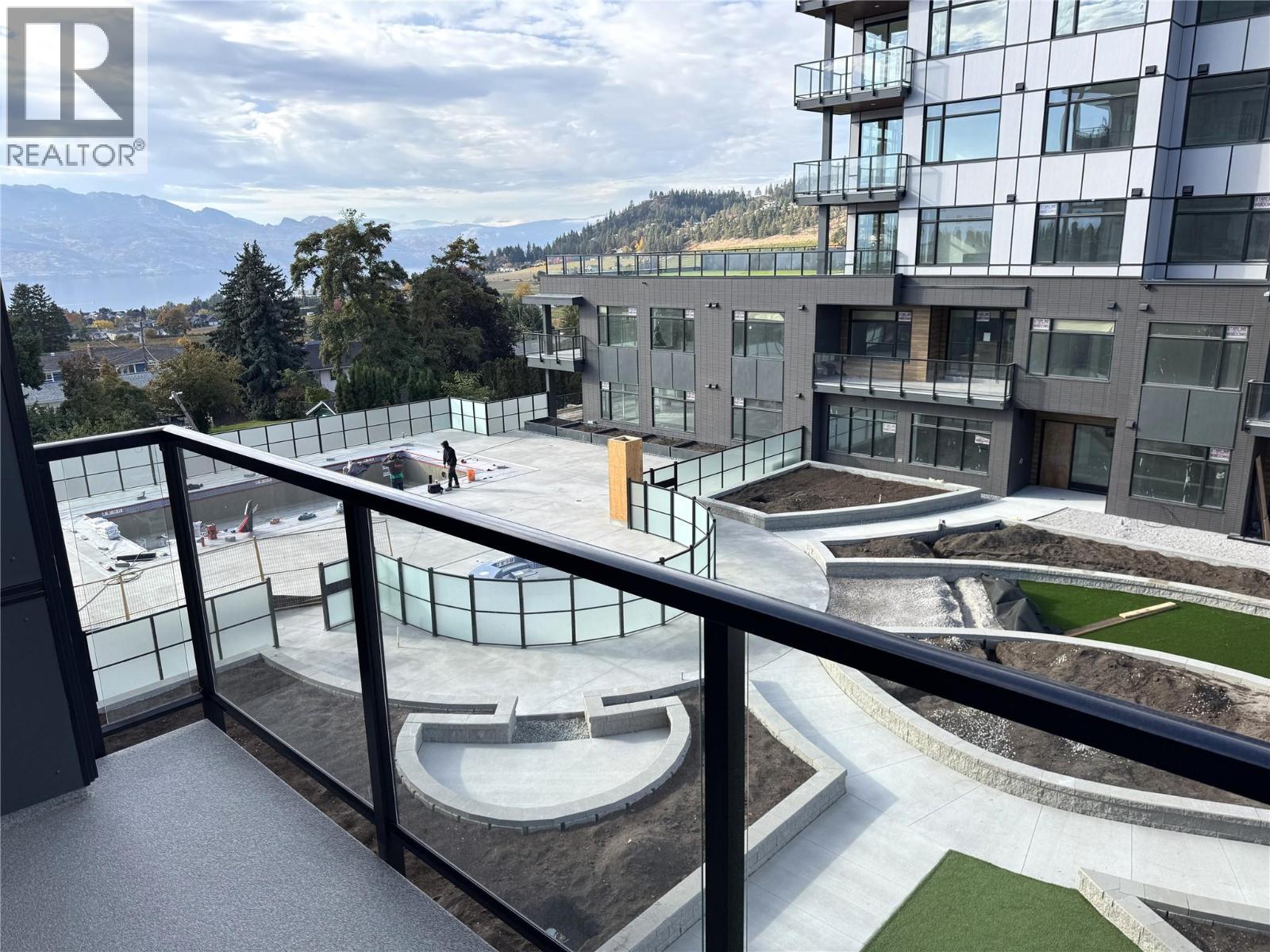 303 2750 Olalla Road, West Kelowna