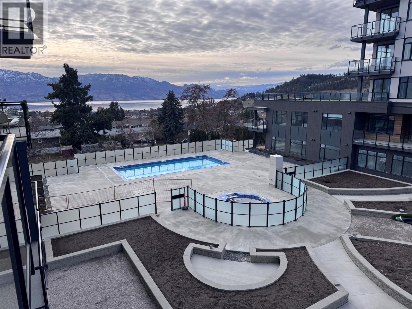 303 2750 Olalla Road, West Kelowna