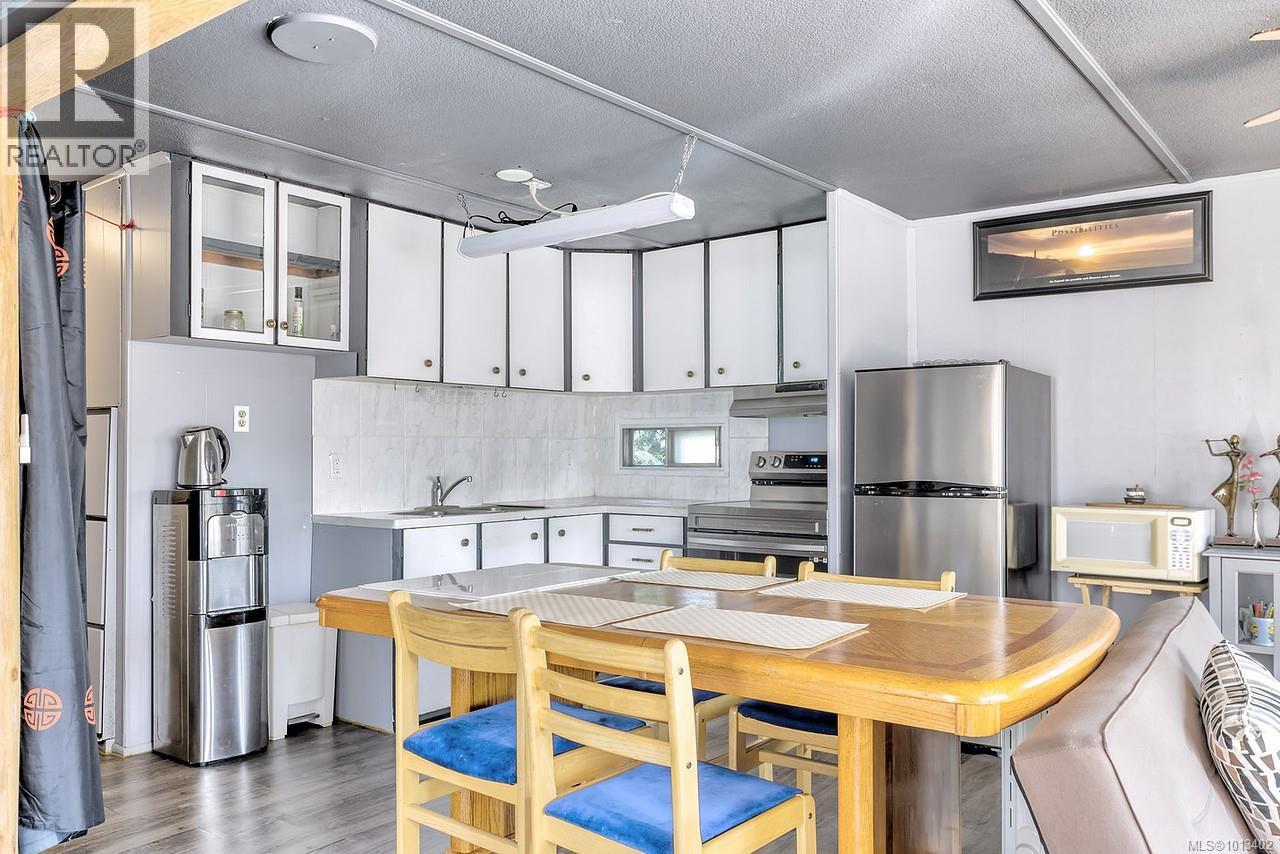 #204 380 MARTINDALE RD - Image 3