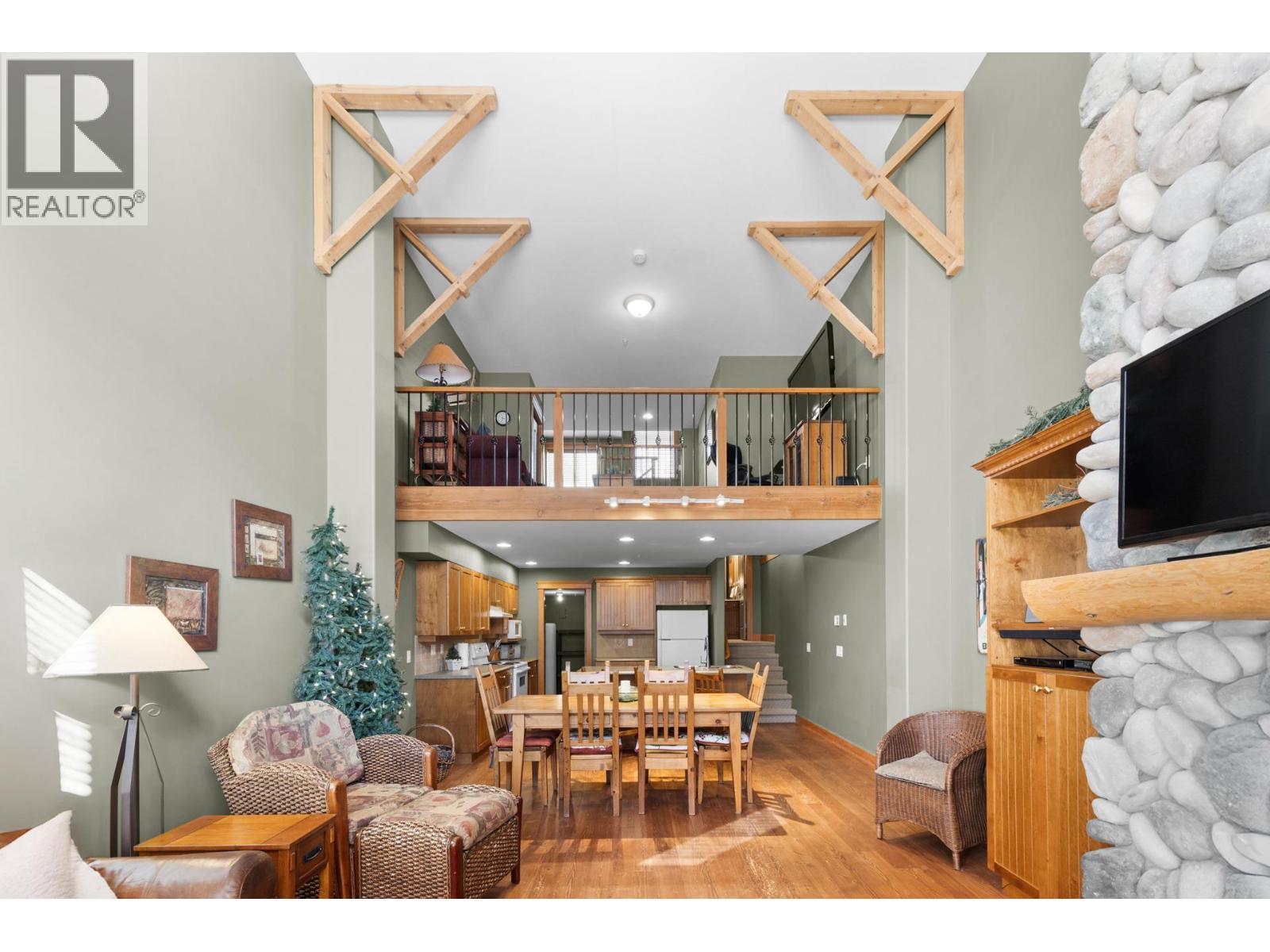 33 7640 Porcupine Road, Big White