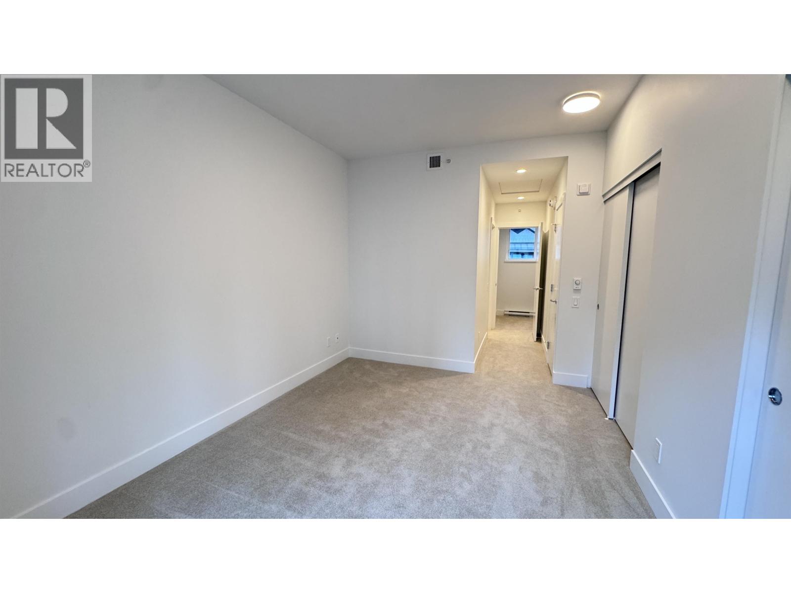 106 2320 EMERY COURT, North Vancouver