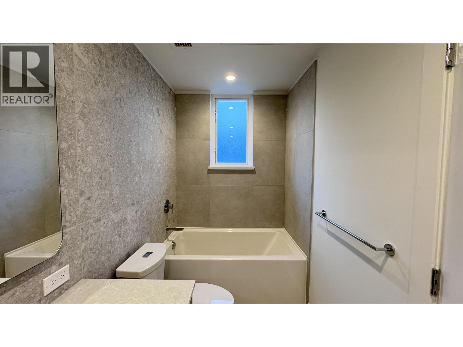 106 2320 EMERY COURT, North Vancouver