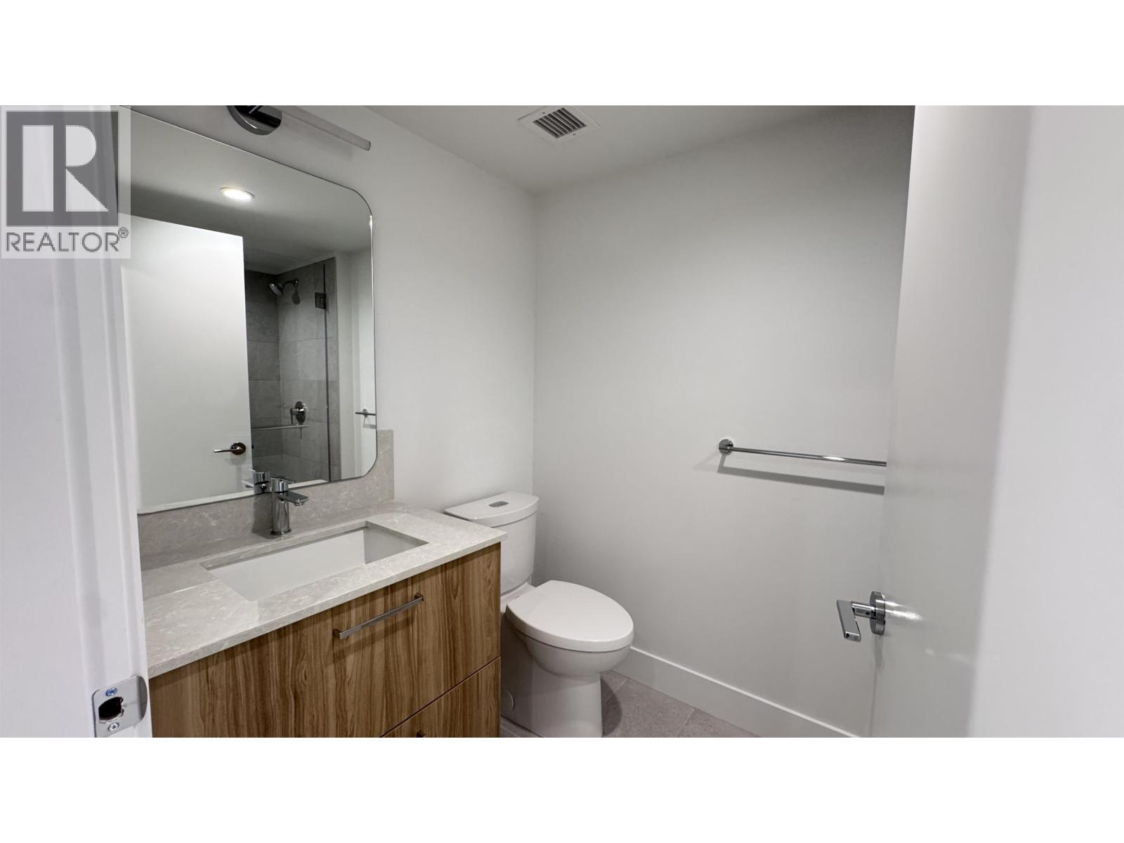 106 2320 EMERY COURT, North Vancouver