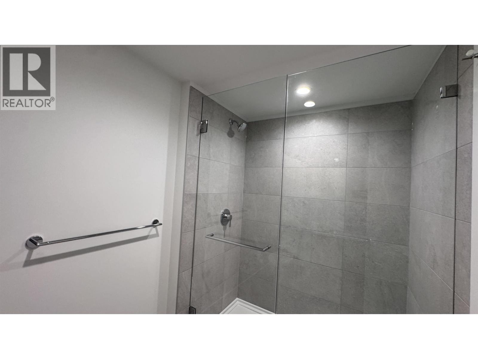 106 2320 EMERY COURT, North Vancouver