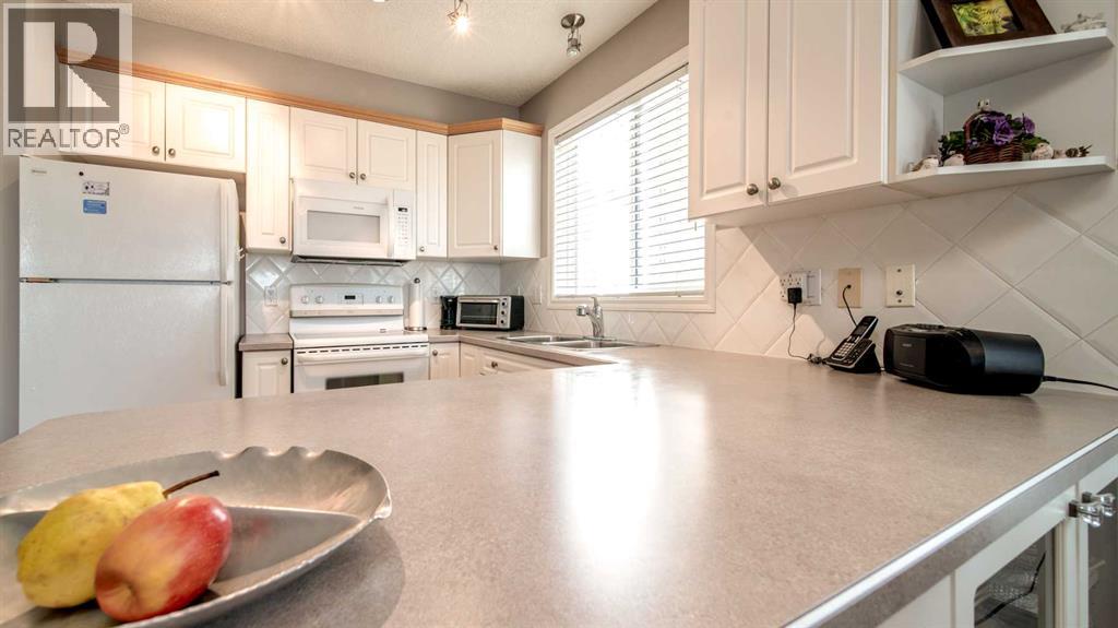 Single Family House for Sale in   Springbank Boulevard SW Springbank Hill Calgary 