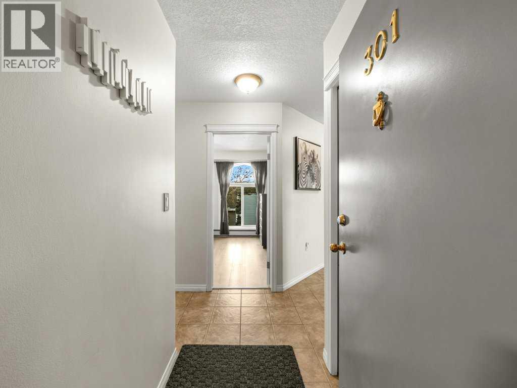 Single Family House for Sale in    Avenue SW Sunalta Calgary 