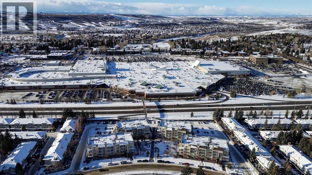 Single Family House for Sale in    Street NW Varsity Calgary 