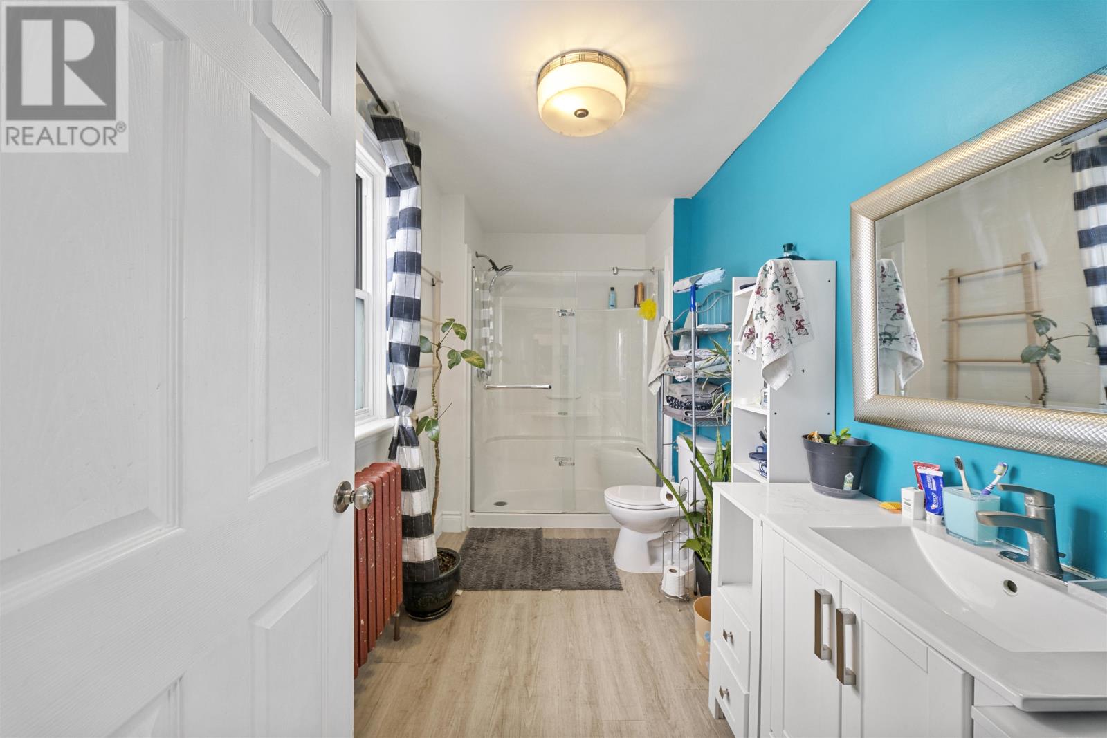 4 MacLean Avenue — photo 13
