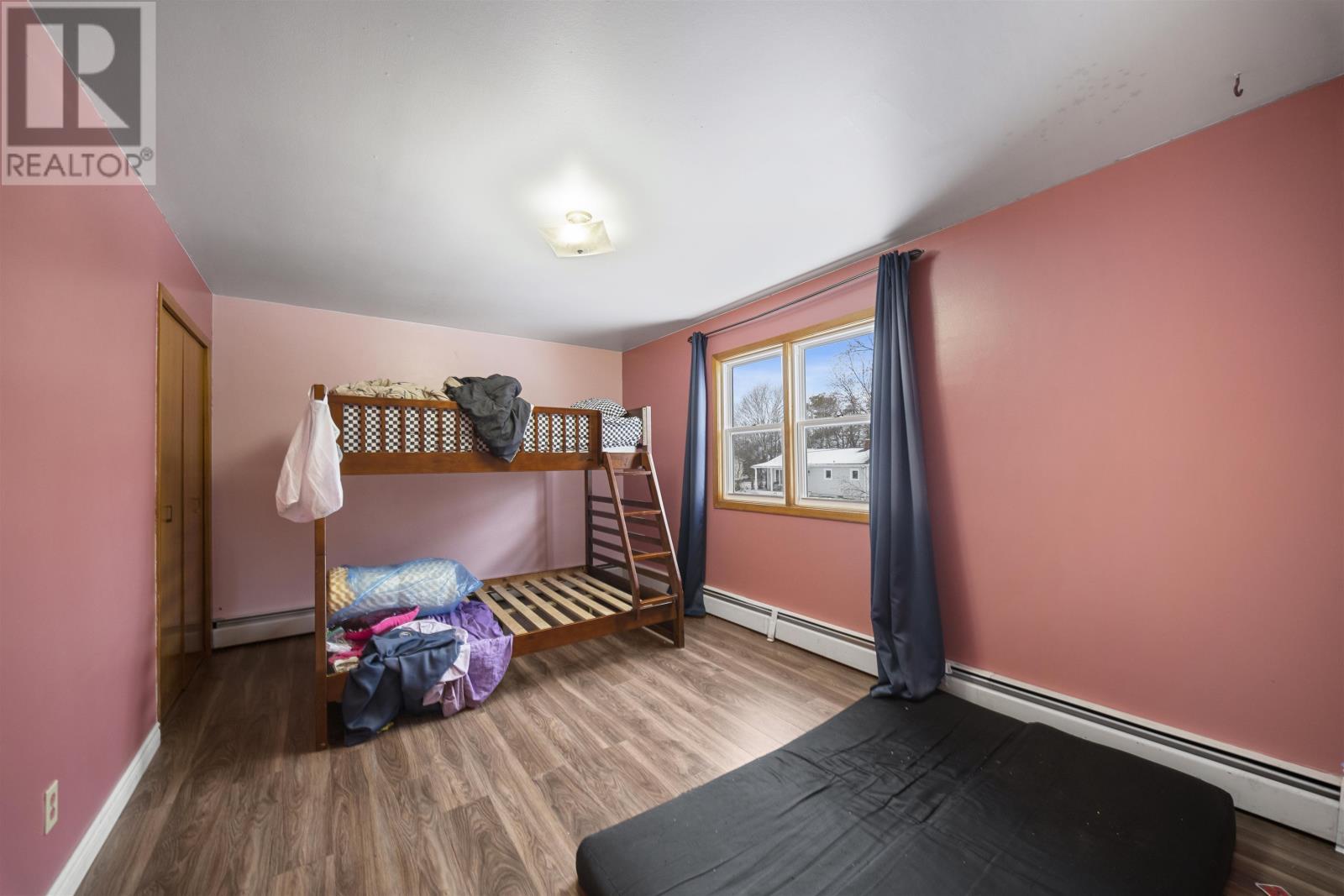 4 MacLean Avenue — photo 21
