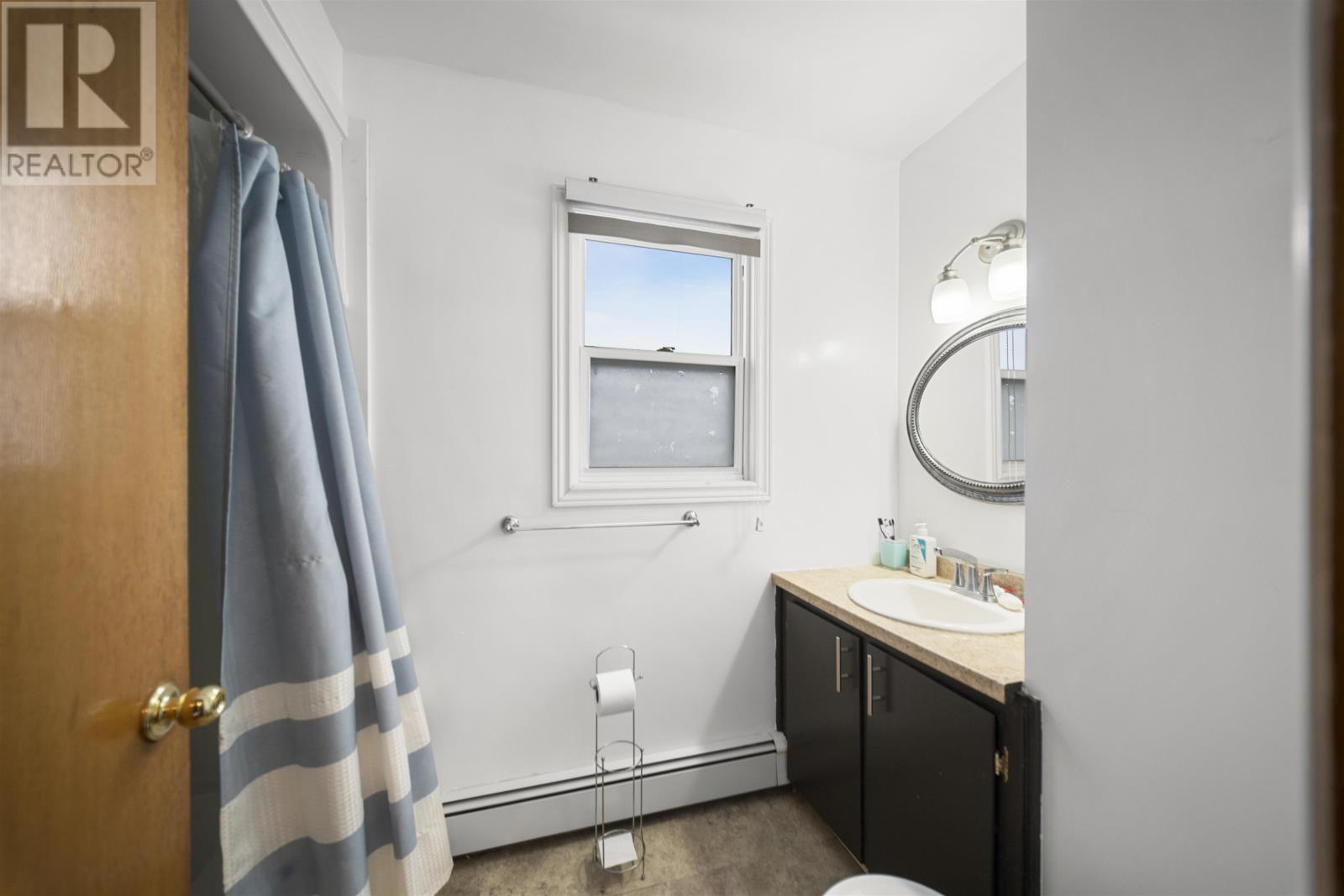 4 MacLean Avenue — photo 23