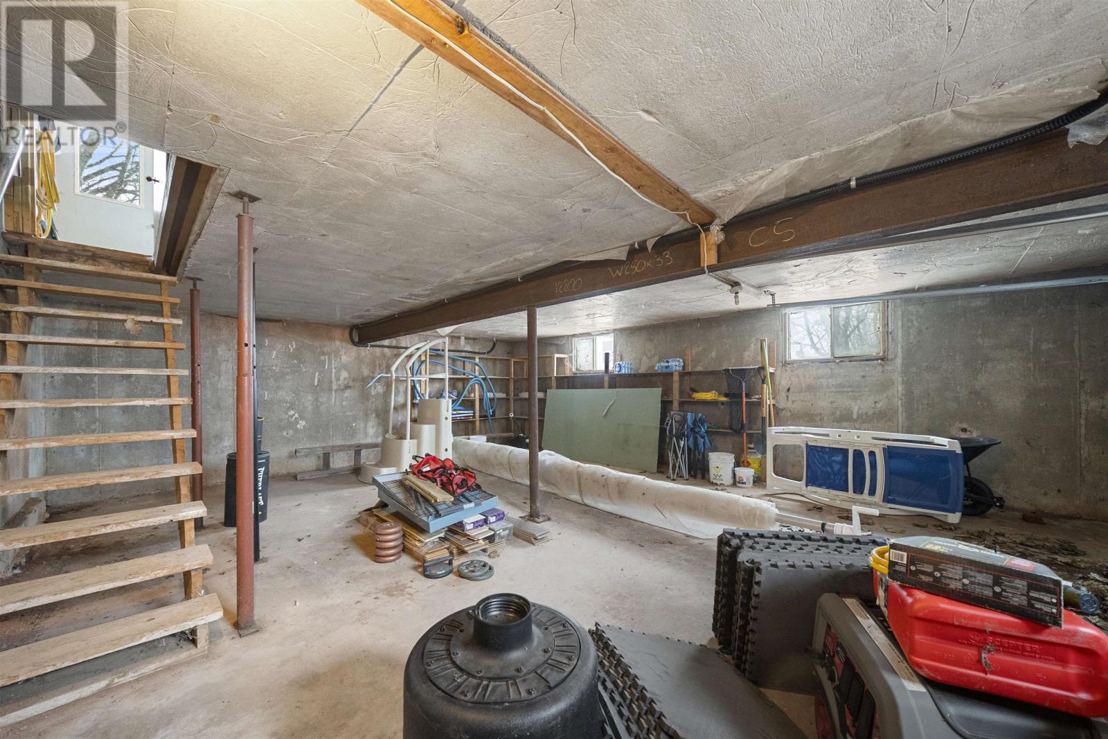 4 MacLean Avenue — photo 27