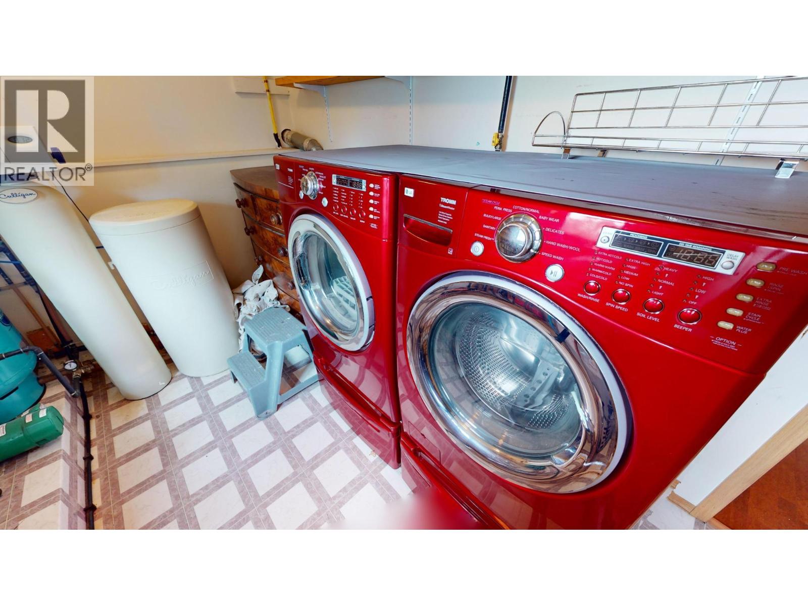 2087 3 Highway, Fernie