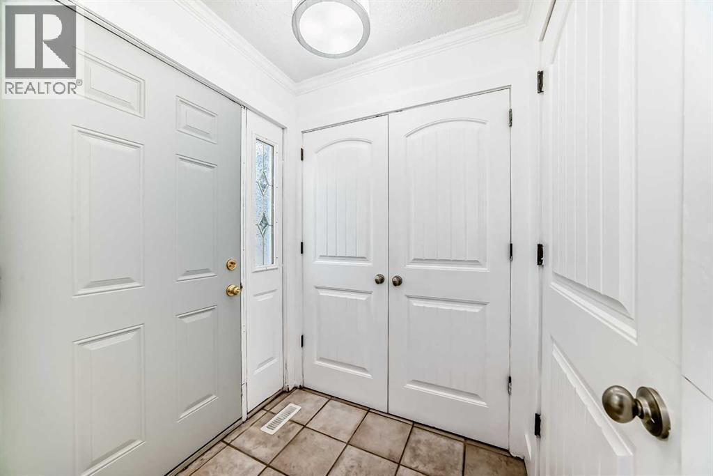 Single Family House for Sale in    Avenue SE Penbrooke Meadows Calgary 