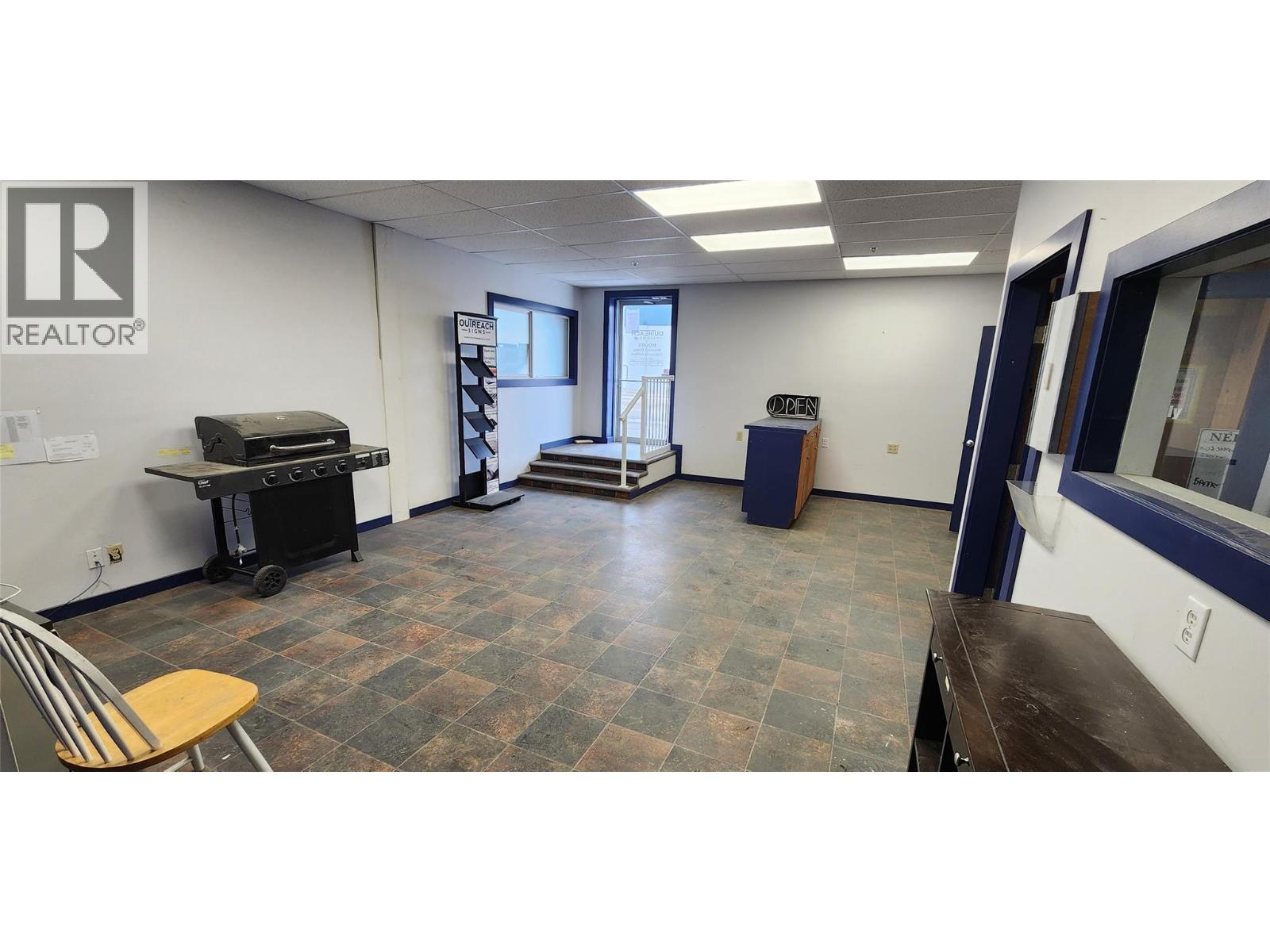 310 CO-OP Avenue, Oliver