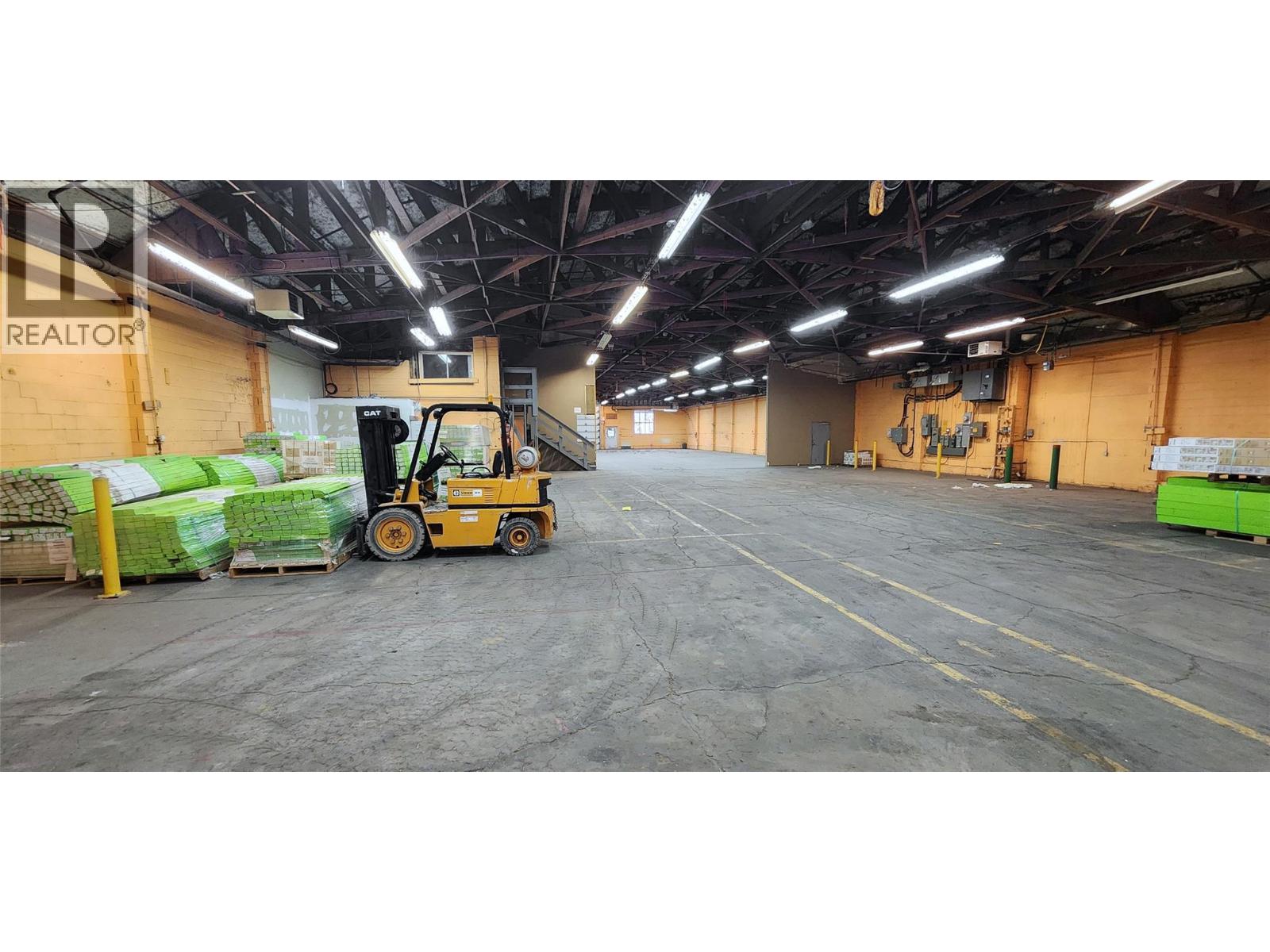 310 CO-OP Avenue, Oliver