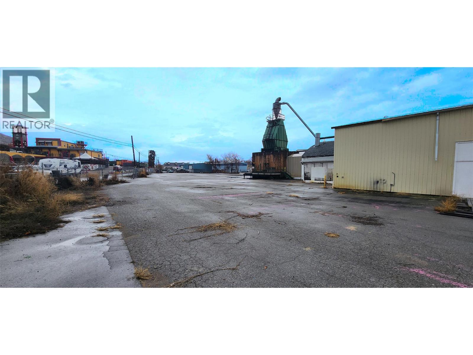 310 CO-OP Avenue, Oliver