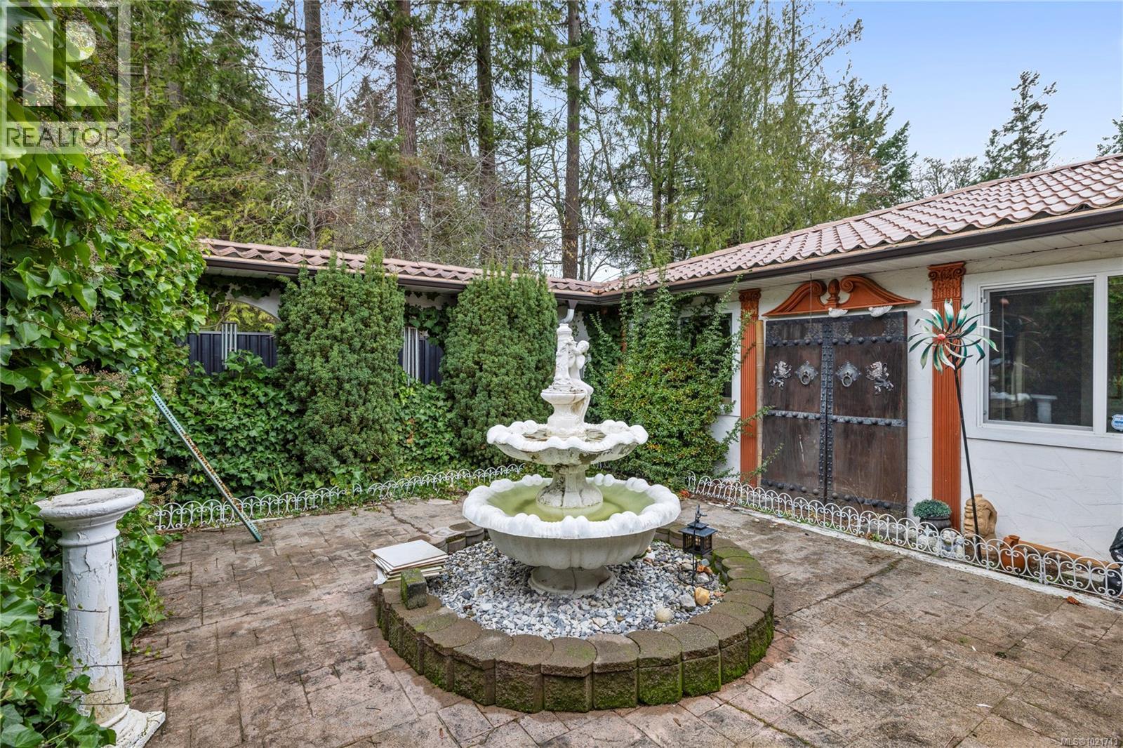 930 Mulholland Dr, French Creek