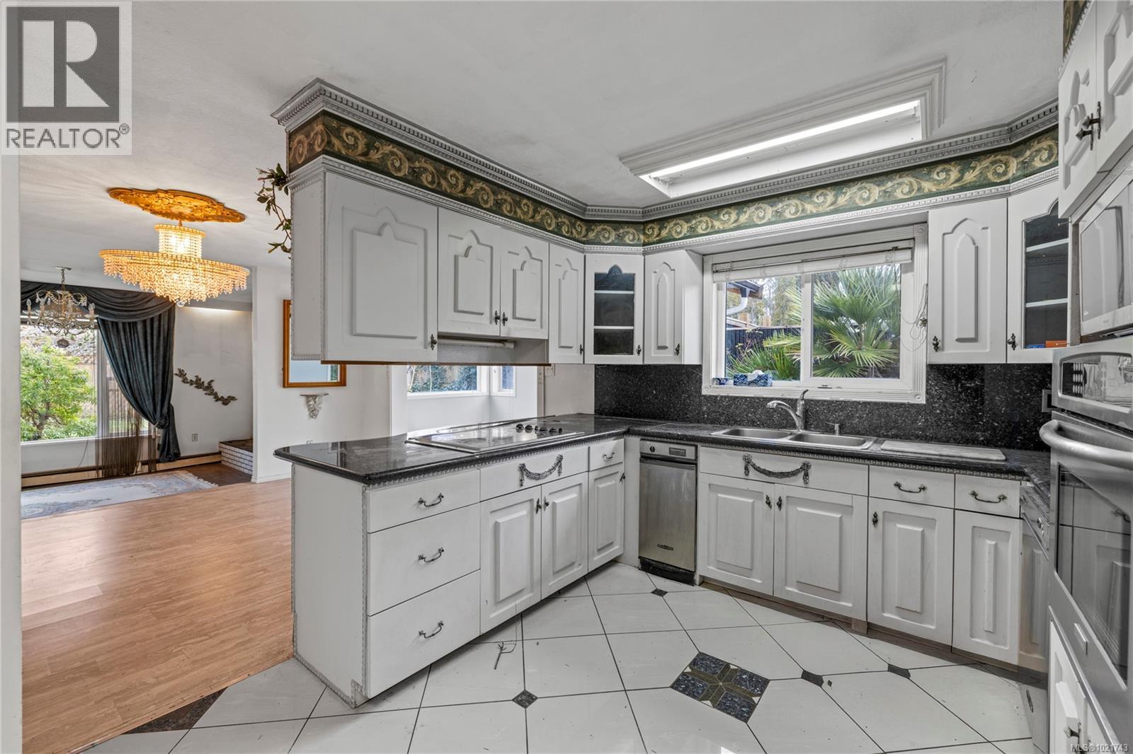 930 Mulholland Dr, French Creek