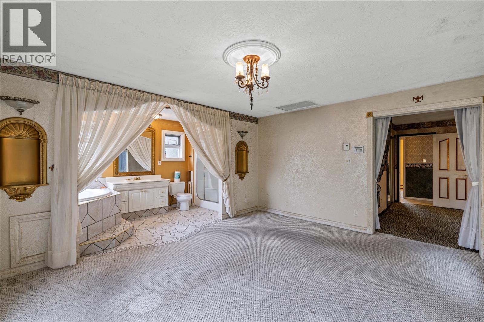 930 Mulholland Dr, French Creek