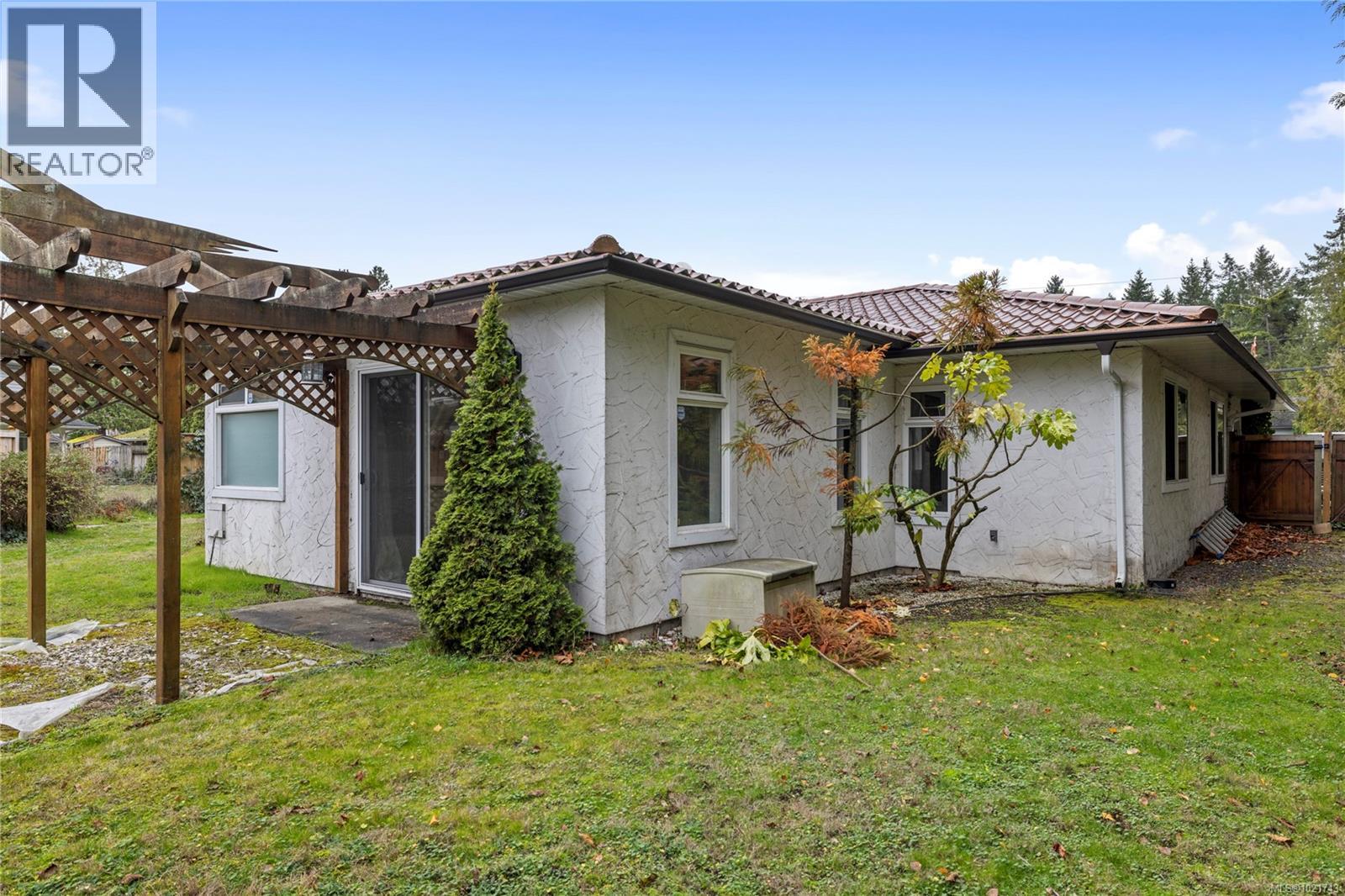 930 Mulholland Dr, French Creek