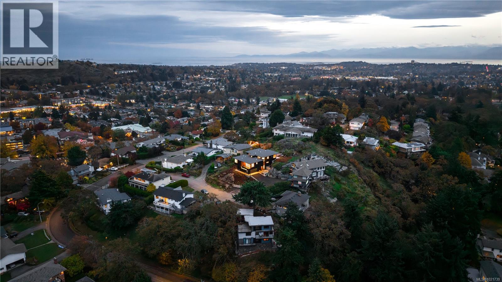  3700 Kootenay Place, Saanich