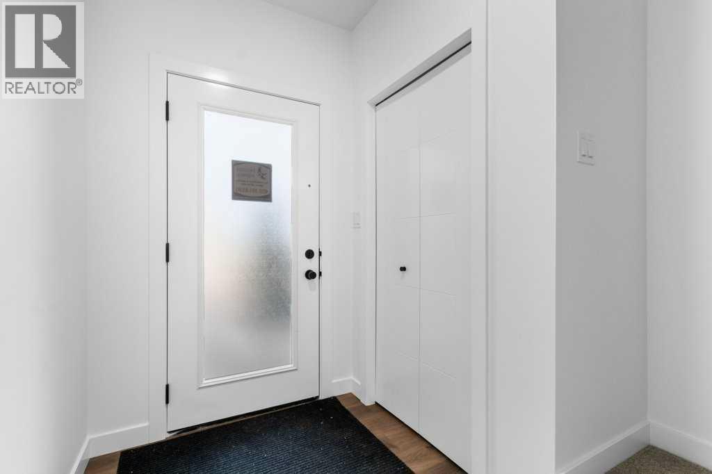 12 Violet Point, Sylvan Lake