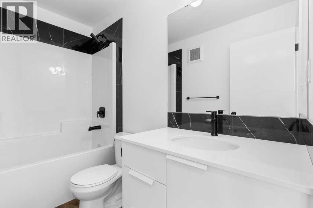 12 Violet Point, Sylvan Lake