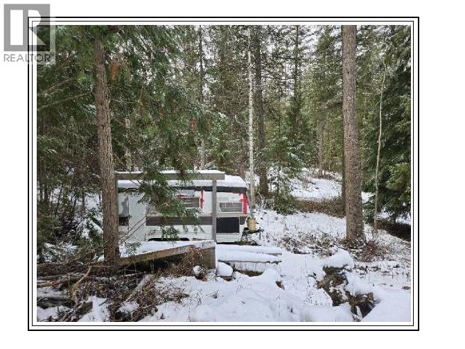 6601 Nixon Road, Appledale