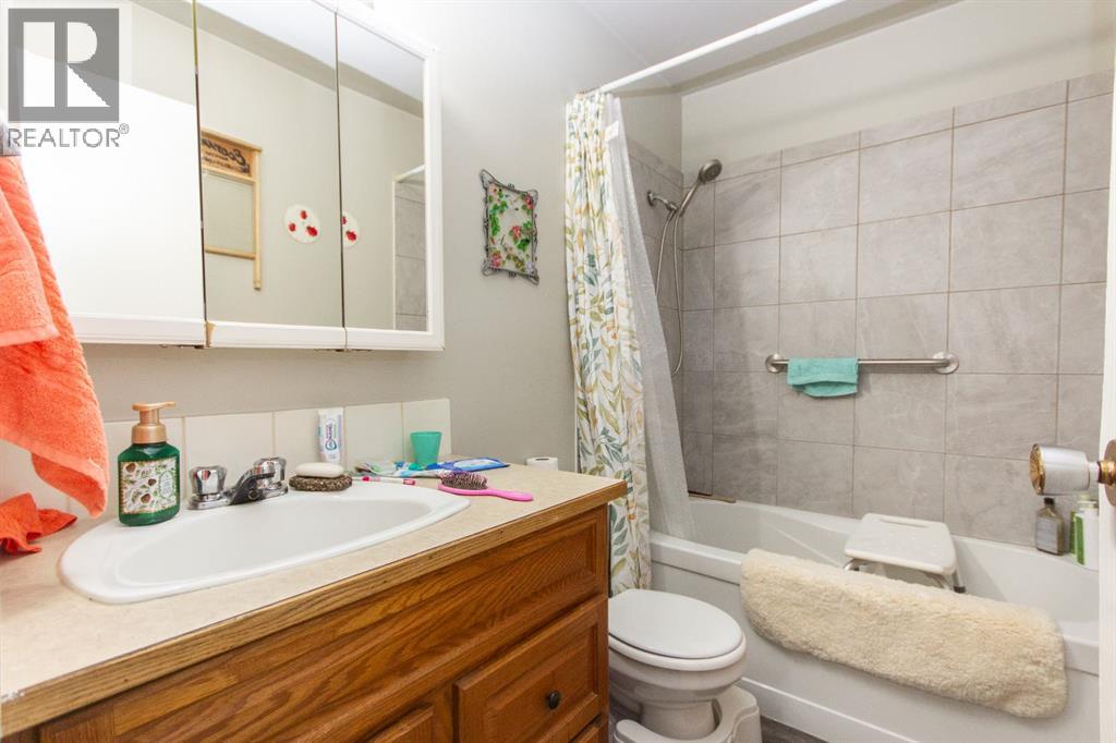 5817 53 Avenue, Red Deer