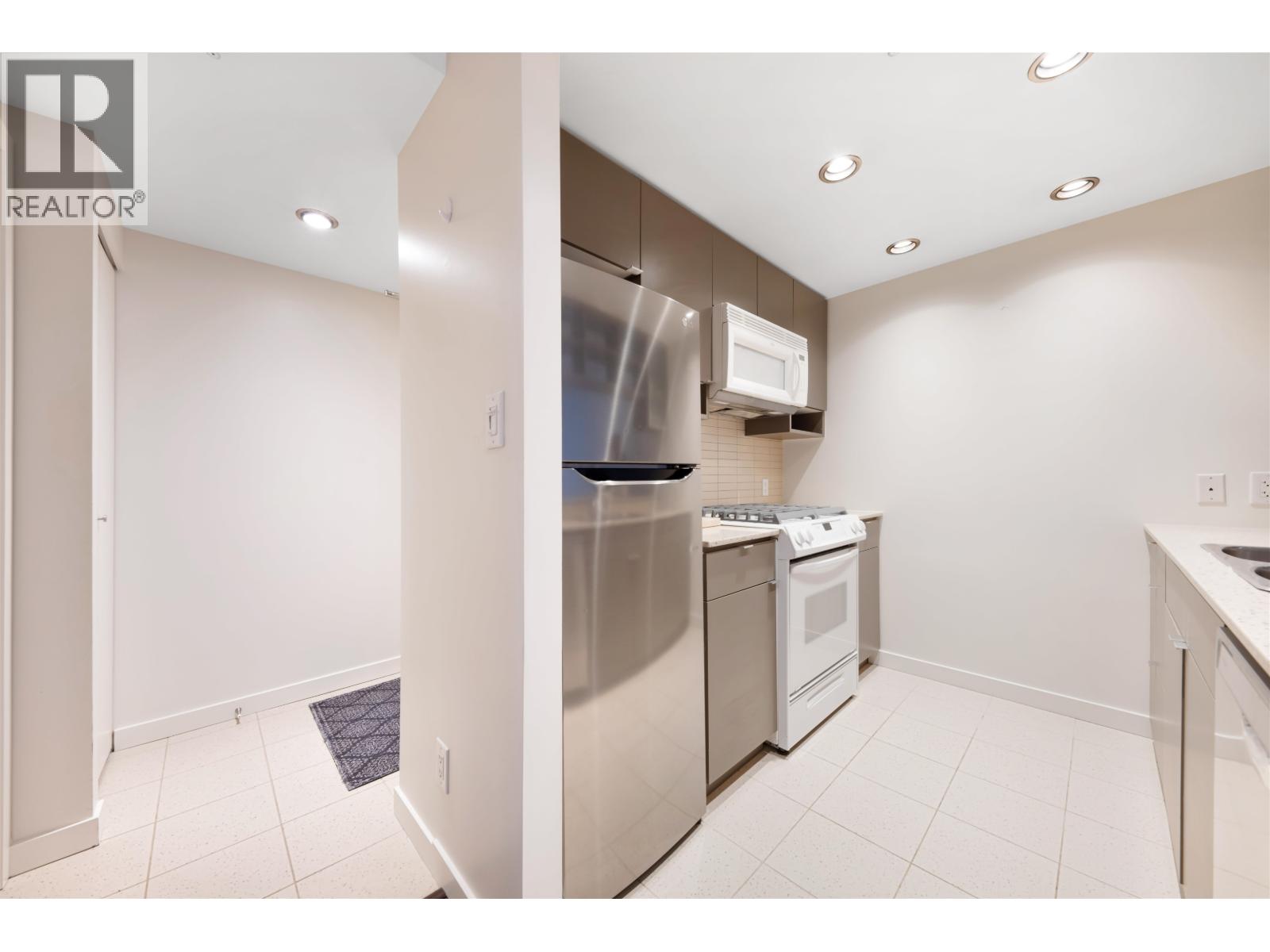 307 928 BEATTY STREET, Vancouver