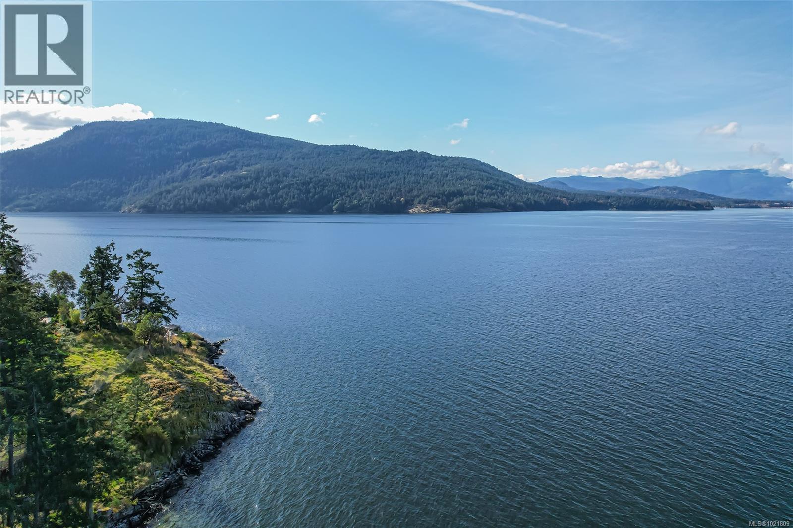  138 Narrows West Road, Salt Spring