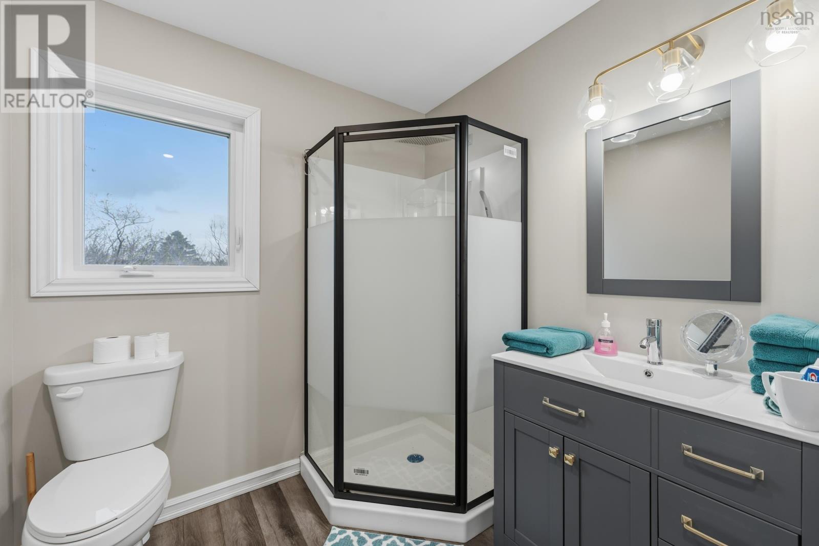 Property 10 of 35 of 42 Beecher's Lane