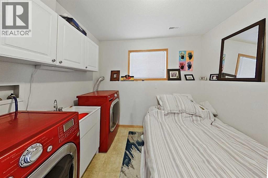 31 Lawford Avenue, Red Deer